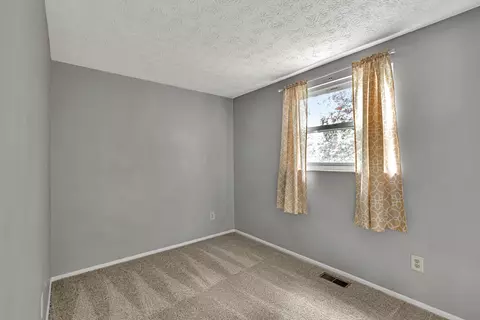 5899 Baytree Dr, Galloway, OH 43119 photo 31