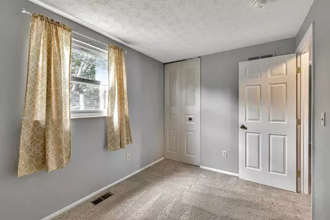 5899 Baytree Dr, Galloway, OH 43119 photo 32