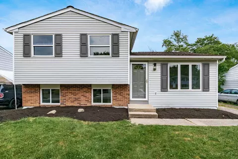 1784 Flinthill Dr, Columbus, OH 43223