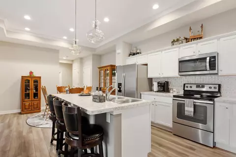 Kitchen - 414 Stoneshire Loop, Pataskala, OH 43062 photo 1 of 4