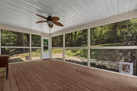 Exterior - 692 Alpine Cir, Heath, OH 43056 photo 5 of 8