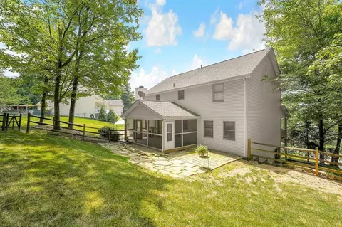 Exterior - 692 Alpine Cir, Heath, OH 43056 photo 7 of 8