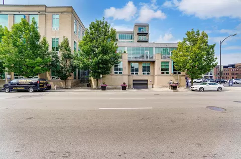 60 E Spring St #106, Columbus, OH 43215