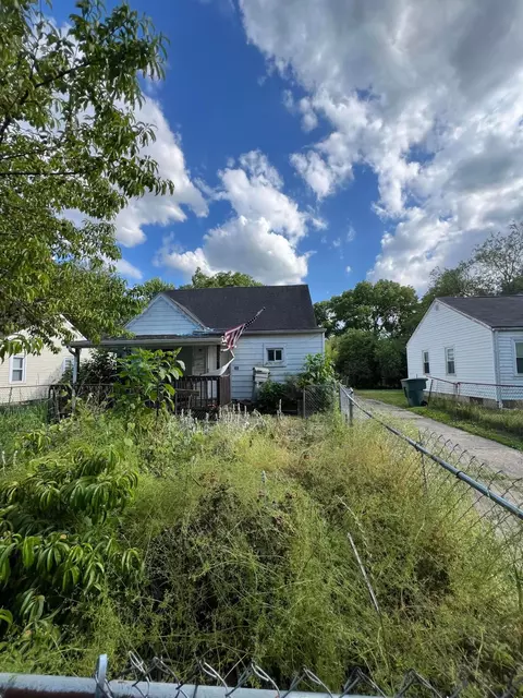 2129 Schenley Dr, Columbus, OH 43219