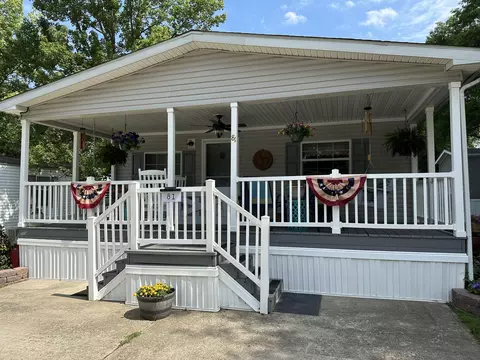 7140 Selby Rd #81, Athens, OH 45701