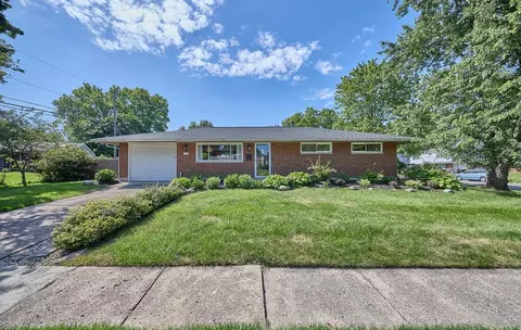 5700 Vienna Dr, Westerville, OH 43081