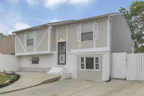 2862 Valley Green Dr, Columbus, OH 43207