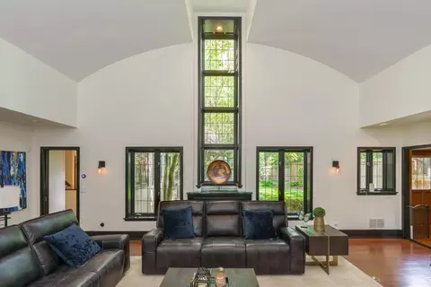 Living - 2170 E Broad St, Columbus, OH 43209 photo 13 of 13