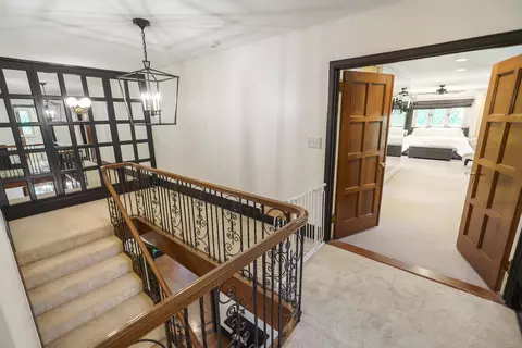 Entry Way - 2170 E Broad St, Columbus, OH 43209 photo 7 of 9