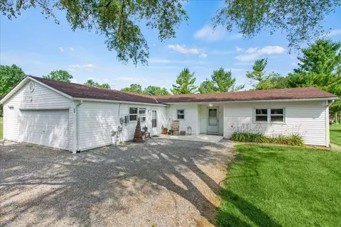 72 Railroad St, North Lewisburg, OH 43060