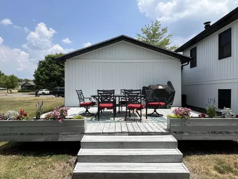 Exterior - 149 Rustic Dr, Circleville, OH 43113 photo 4 of 7