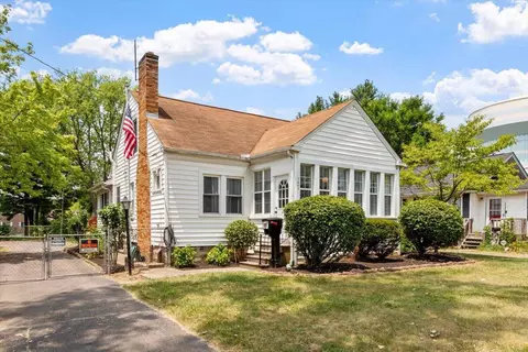 3267 Karl Rd, Columbus, OH 43224