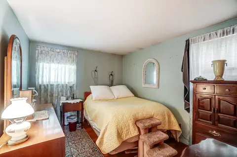 Bedroom - 3880 Eakin Rd, Columbus, OH 43228 photo 1 of 5