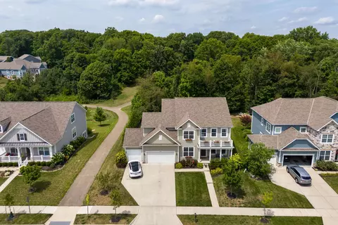 706 Bigham Ridge Blvd, Westerville, OH 43081