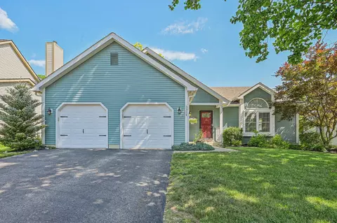 3324 River Place Dr, Columbus, OH 43221