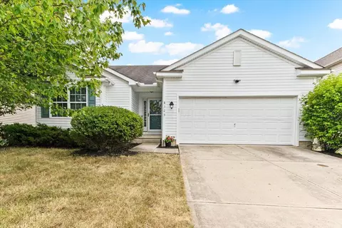 8325 Olympus Ln, Blacklick, OH 43004
