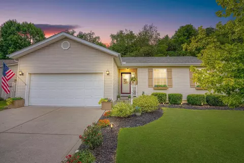 520 Danbury Dr, Lancaster, OH 43130