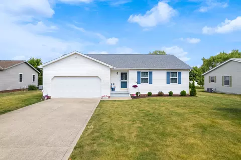 141 Fairview Dr, Ashland, OH 44805