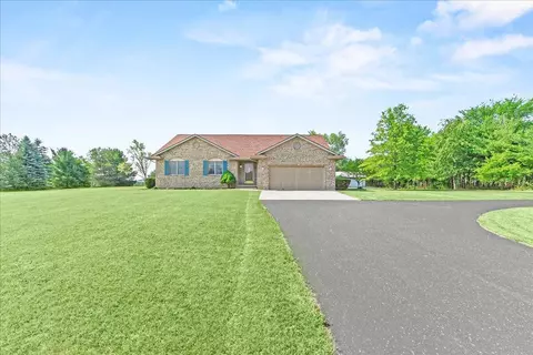 15180 Lock Two Rd, Botkins, OH 45306