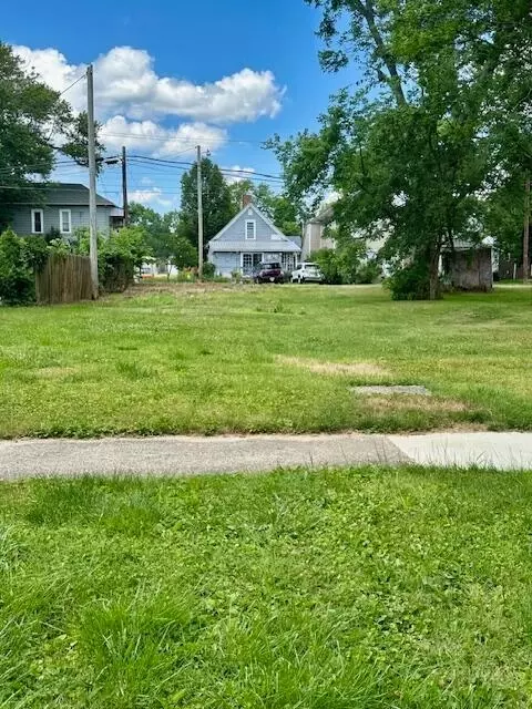 803 W Vine St, Mount Vernon, OH 43050