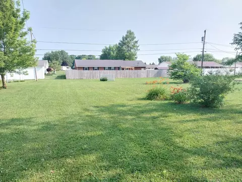Exterior - 727 Spring St, Greenfield, OH 45123 photo 8 of 9