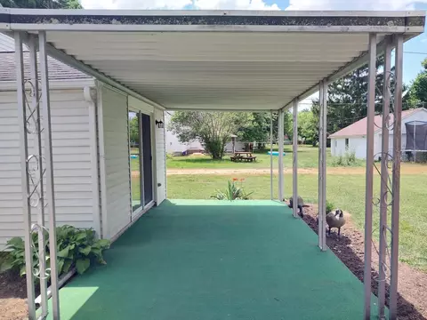 Exterior - 727 Spring St, Greenfield, OH 45123 photo 5 of 9