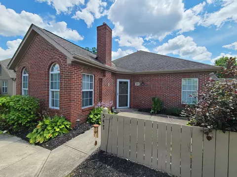 547 Calkin Ln E #28, Columbus, OH 43230