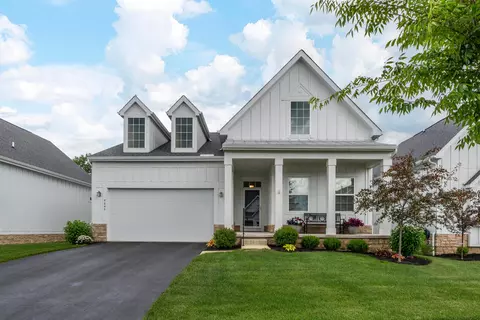4645 Winding Oak Dr, Delaware, OH 43015