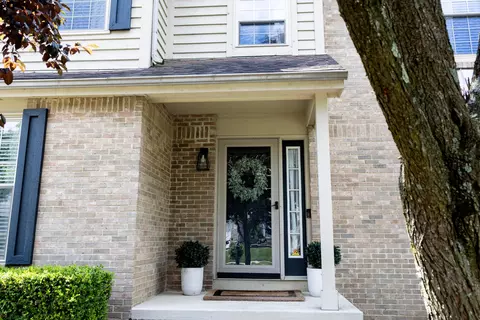 2569 Bouchard Ct, Powell, OH 43065 photo 2