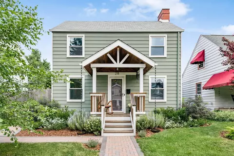 218 E Lakeview Ave, Columbus, OH 43202