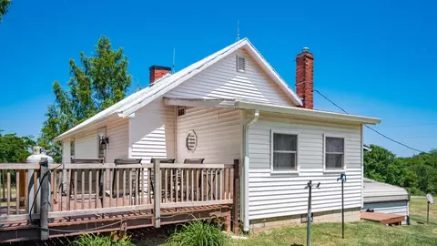 11690 Claysville Rd, Chandlersville, OH 43727