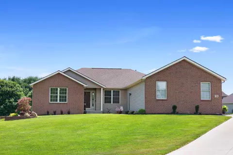 38 Buckhorn Ct, Heath, OH 43056