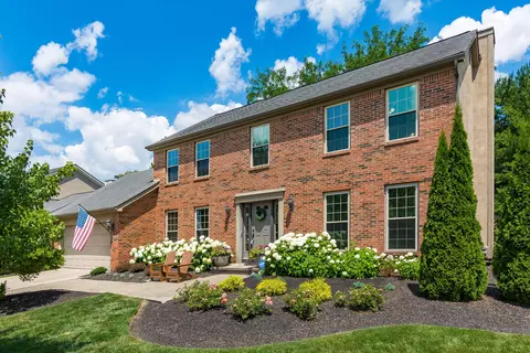 370 Shelby Ave E, Powell, OH 43065