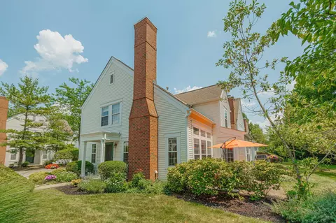 5352 Aubrey Loop #7, Dublin, OH 43016