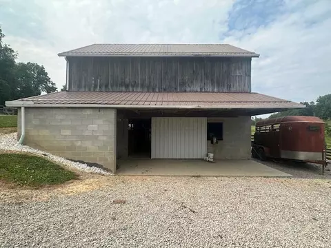 3379 Four Mile Rd, Jackson, OH 45640 photo 6