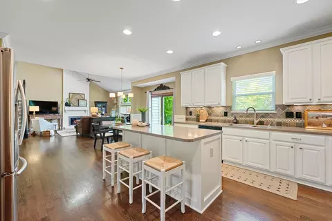 Kitchen - 7708 Windsor Dr, Dublin, OH 43016 photo 1 of 5