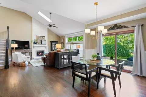 Dining - 7708 Windsor Dr, Dublin, OH 43016 photo 3 of 4