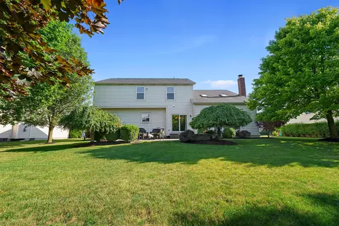 Exterior - 7708 Windsor Dr, Dublin, OH 43016 photo 10 of 14