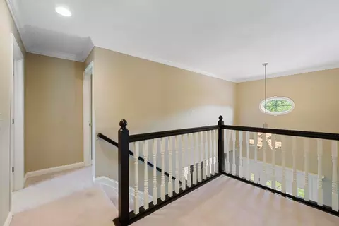 Entry Way - 7708 Windsor Dr, Dublin, OH 43016 photo 6 of 7
