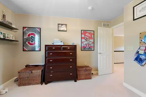 Bedroom - 7708 Windsor Dr, Dublin, OH 43016 photo 6 of 8