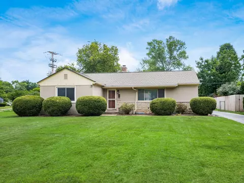 3180 Ainwick Rd, Upper Arlington, OH 43221