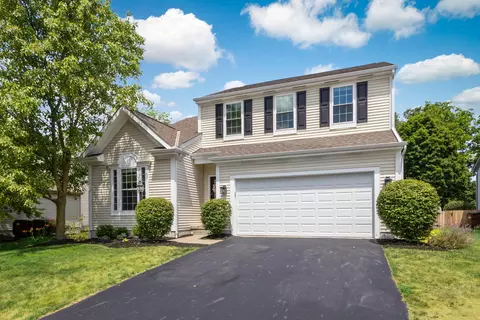 738 Streamwater Dr, Blacklick, OH 43004