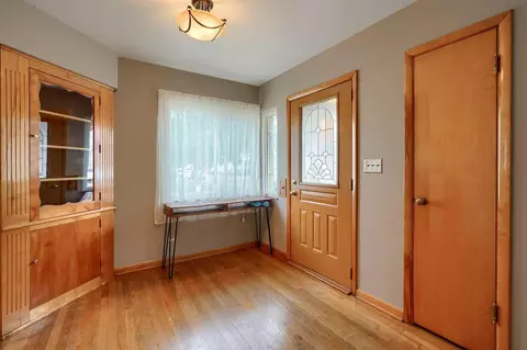 212 E Mound St, Circleville, OH 43113 photo 9