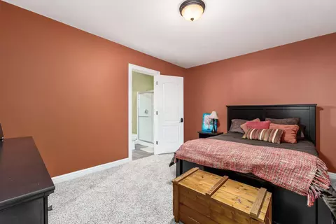 Bedroom - 3732 Wheeling Rd, Lancaster, OH 43130 photo 9 of 9