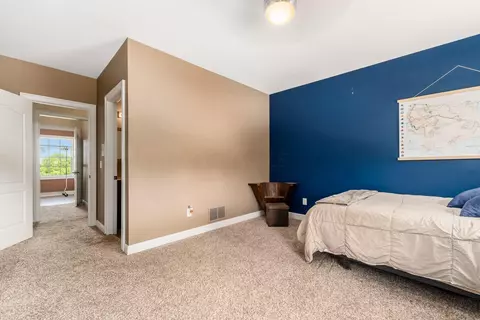 Bedroom - 3732 Wheeling Rd, Lancaster, OH 43130 photo 3 of 9