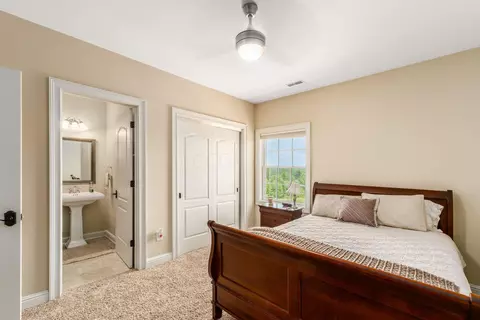 Bedroom - 3732 Wheeling Rd, Lancaster, OH 43130 photo 5 of 9