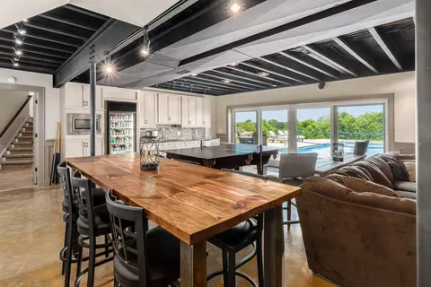 Dining - 3732 Wheeling Rd, Lancaster, OH 43130 photo 5 of 5