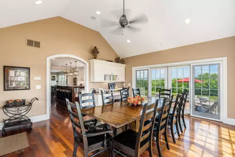 Dining - 3732 Wheeling Rd, Lancaster, OH 43130 photo 4 of 5