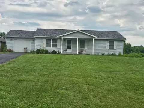 8232 State Route 124, Hillsboro, OH 45133