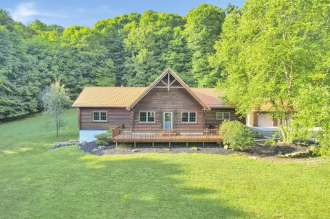 6725 Pleasant Valley Rd, Nashport, OH 43830